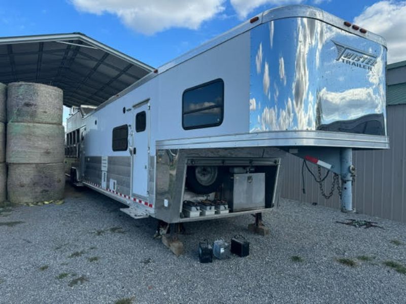 Used Horse Trailers for Sale