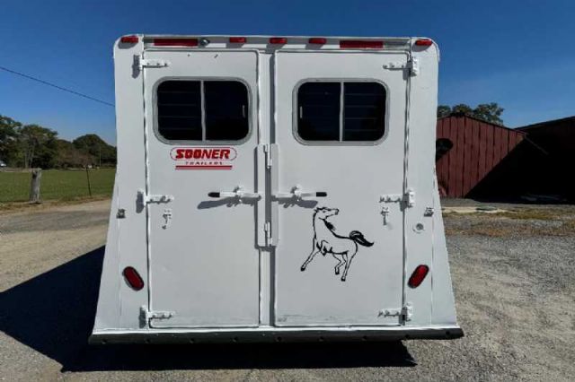 Used Horse Trailers for Sale