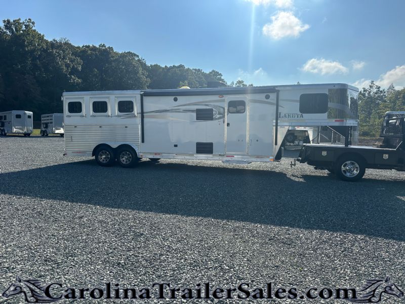 Used Horse Trailers for Sale