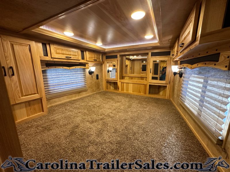 Used Horse Trailers for Sale