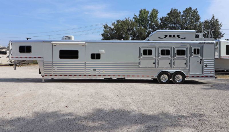 Used Horse Trailers for Sale