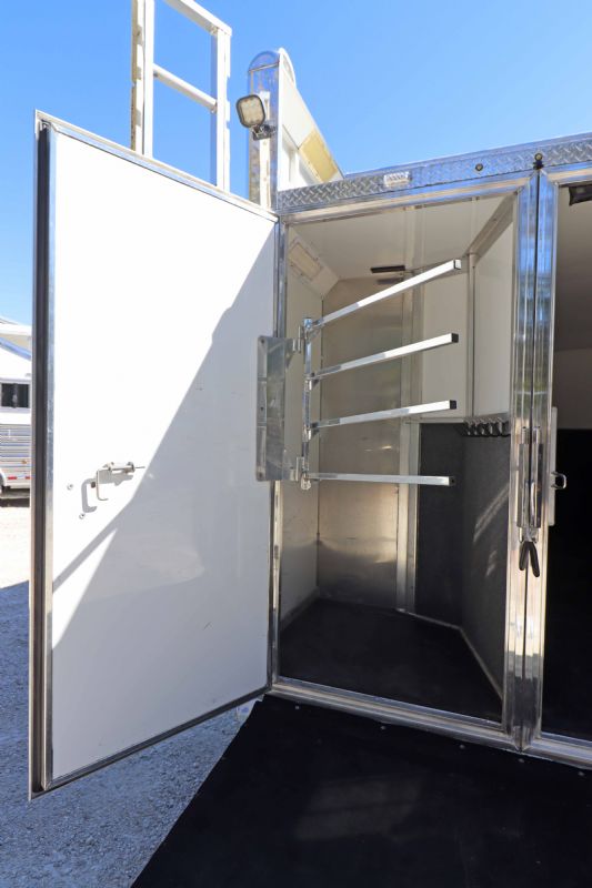 Used Horse Trailers for Sale