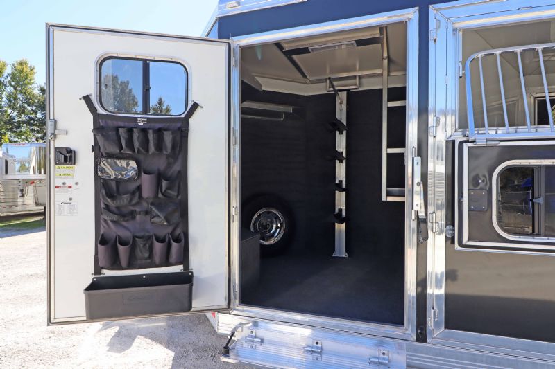 Used Horse Trailers for Sale