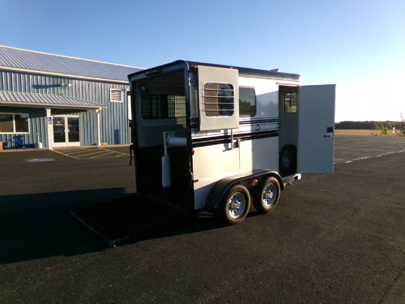 Used Horse Trailers for Sale