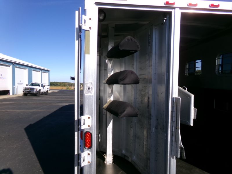 Used Horse Trailers for Sale