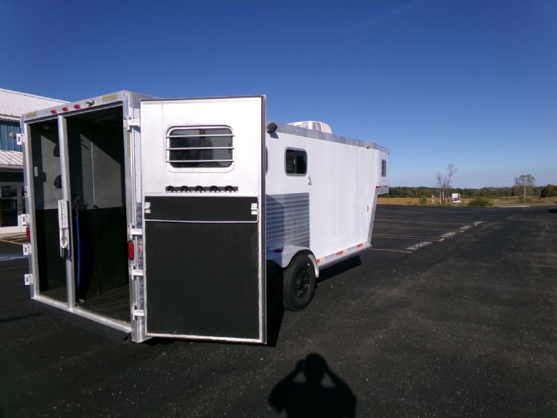 Used Horse Trailers for Sale