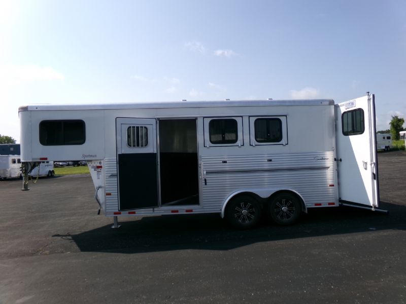 Used Horse Trailers for Sale