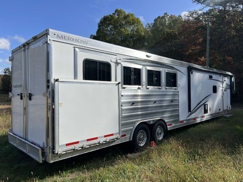 Used Horse Trailers for Sale