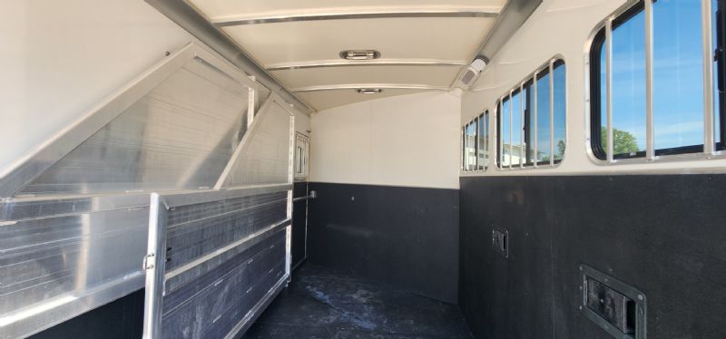 Used Horse Trailers for Sale