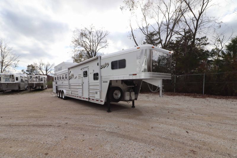 Used Horse Trailers for Sale