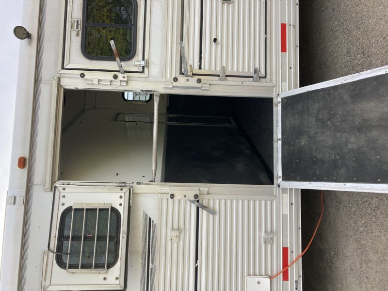 Used Horse Trailers for Sale