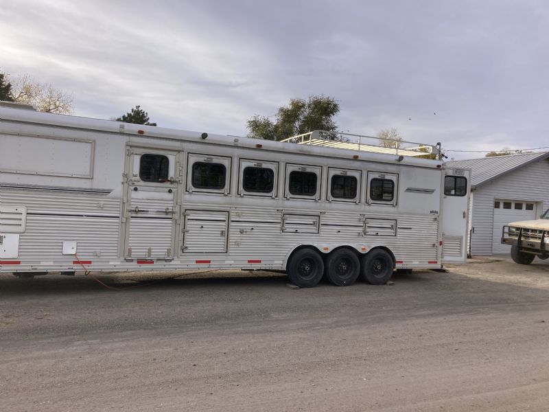 Used Horse Trailers for Sale