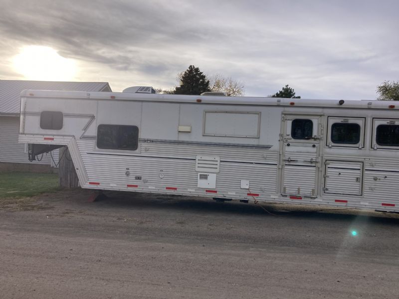 Used Horse Trailers for Sale