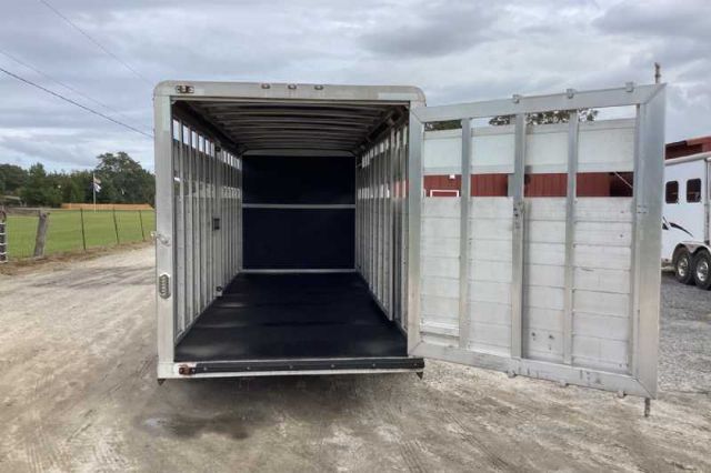 Used Horse Trailers for Sale