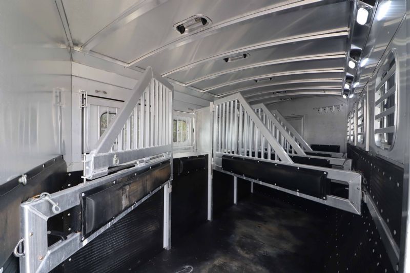 Used Horse Trailers for Sale