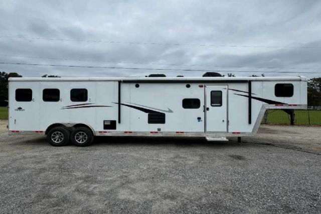 Used Horse Trailers for Sale