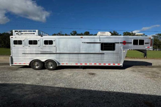 Used Horse Trailers for Sale