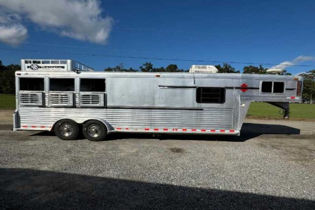 Used Horse Trailers for Sale