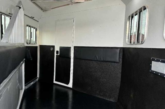 Used Horse Trailers for Sale