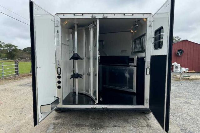 Used Horse Trailers for Sale