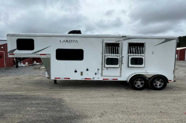 Used Horse Trailers for Sale