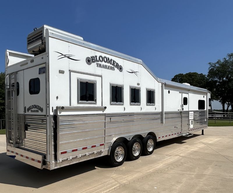 Used Horse Trailers for Sale