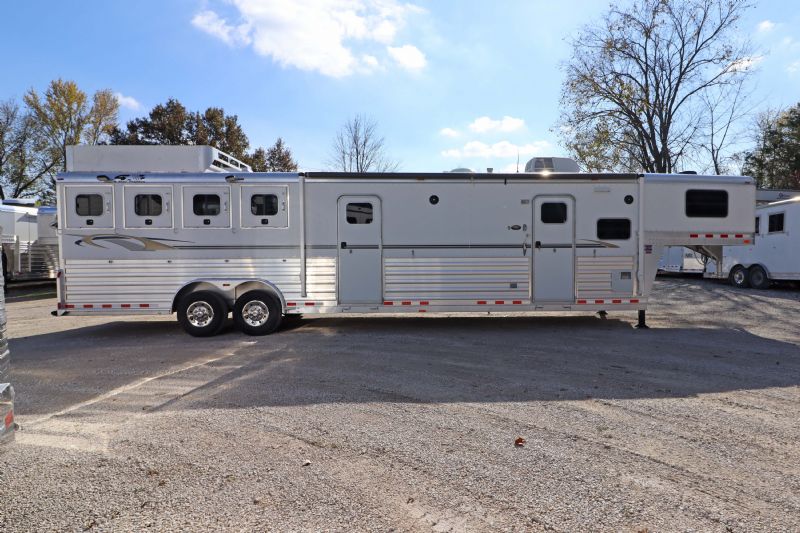 Used Horse Trailers for Sale