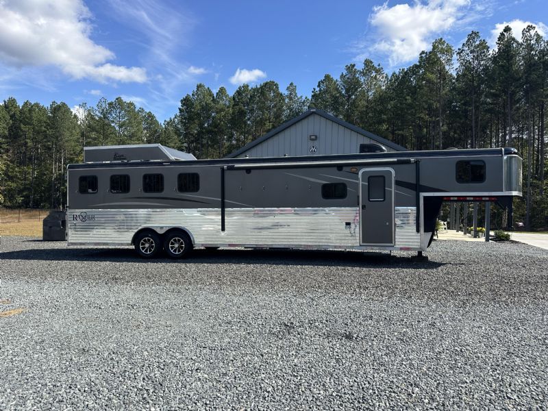 Used Horse Trailers for Sale