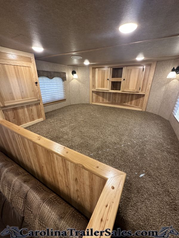 Used Horse Trailers for Sale