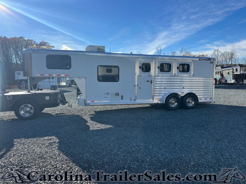 Used Horse Trailers for Sale