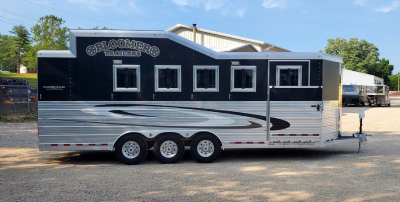 Used Horse Trailers for Sale