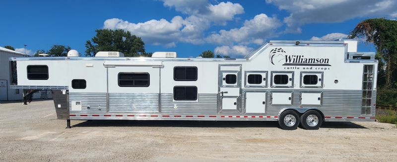 Used Horse Trailers for Sale