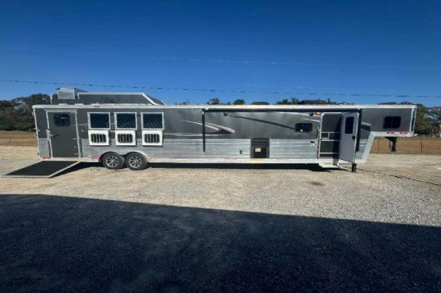 Used Horse Trailers for Sale