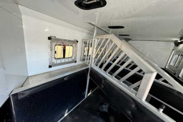 Used Horse Trailers for Sale