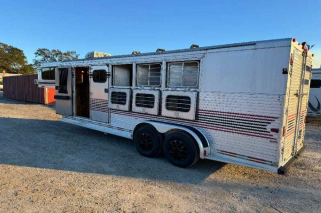 Used Horse Trailers for Sale