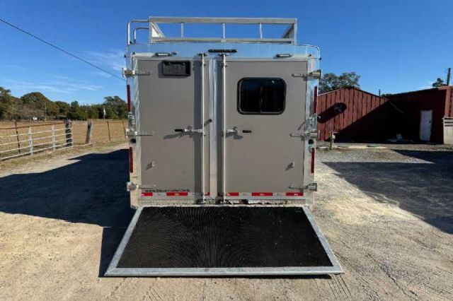 Used Horse Trailers for Sale