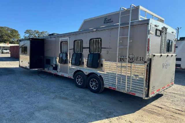 Used Horse Trailers for Sale