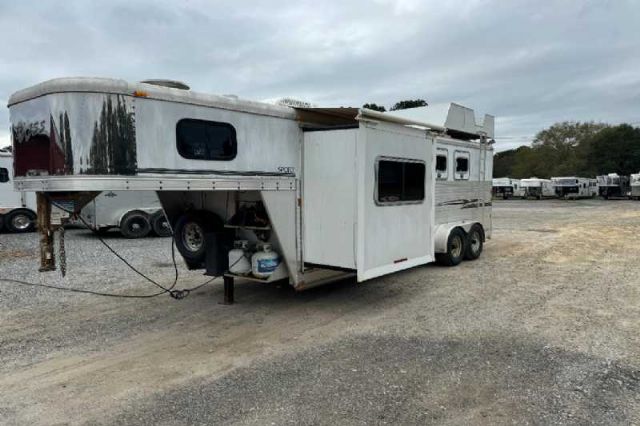 Used Horse Trailers for Sale