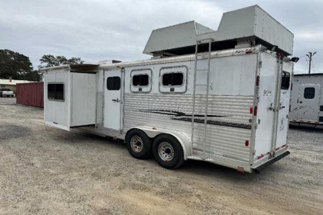 Used Horse Trailers for Sale