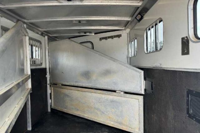 Used Horse Trailers for Sale