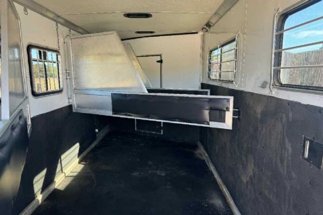 Used Horse Trailers for Sale