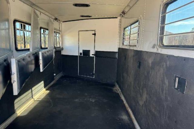 Used Horse Trailers for Sale