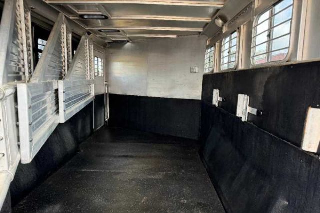 Used Horse Trailers for Sale