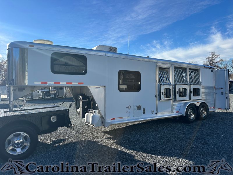 Used Horse Trailers for Sale