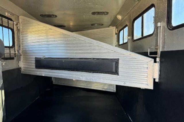 Used Horse Trailers for Sale