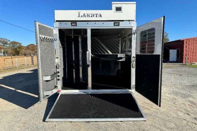 Used Horse Trailers for Sale