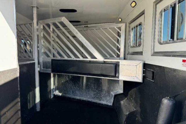 Used Horse Trailers for Sale