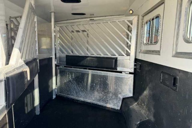 Used Horse Trailers for Sale