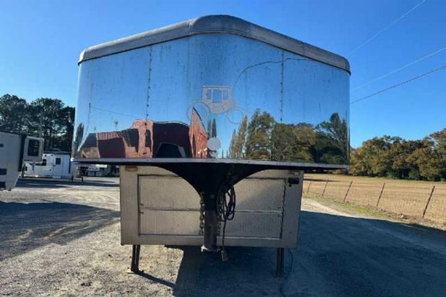 Used Horse Trailers for Sale