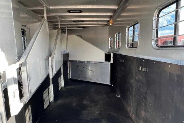 Used Horse Trailers for Sale